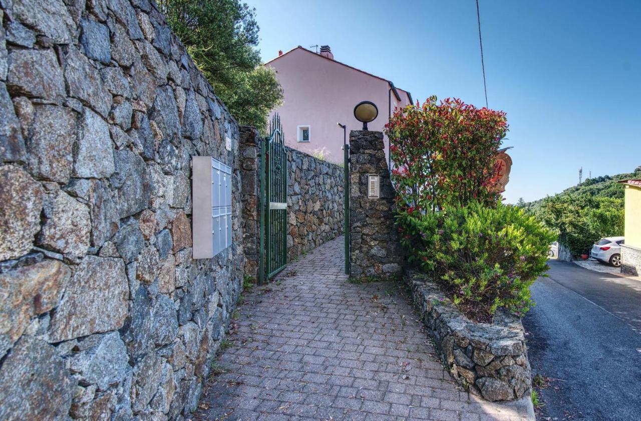 Villa Zafferano Suites チェッレ・リーグレ エクステリア 写真