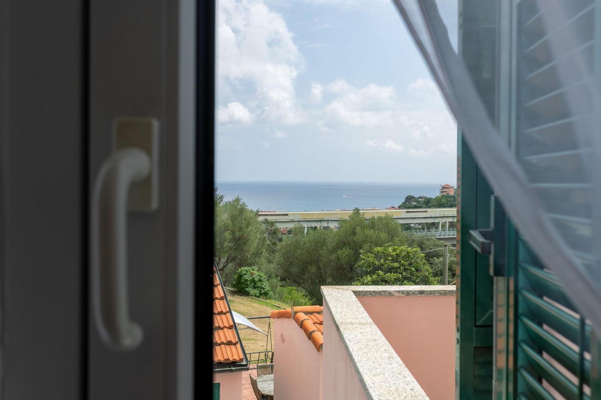 Villa Zafferano Suites チェッレ・リーグレ エクステリア 写真